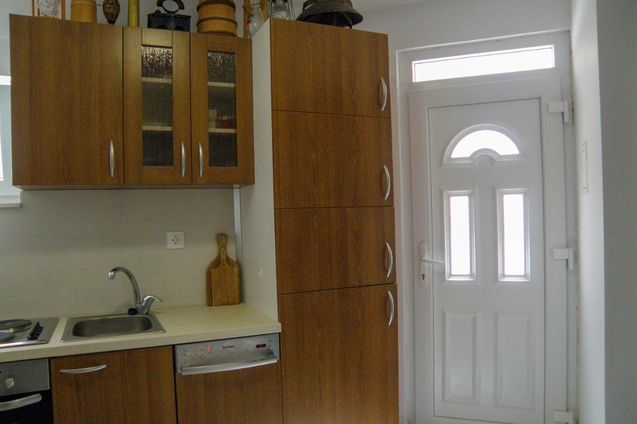Lada apartmani Novalja Bagian luar foto