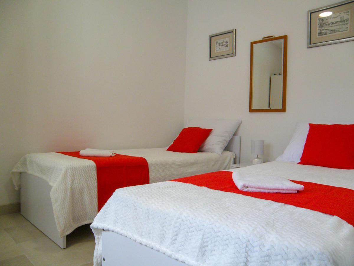 Lada apartmani Novalja Bagian luar foto