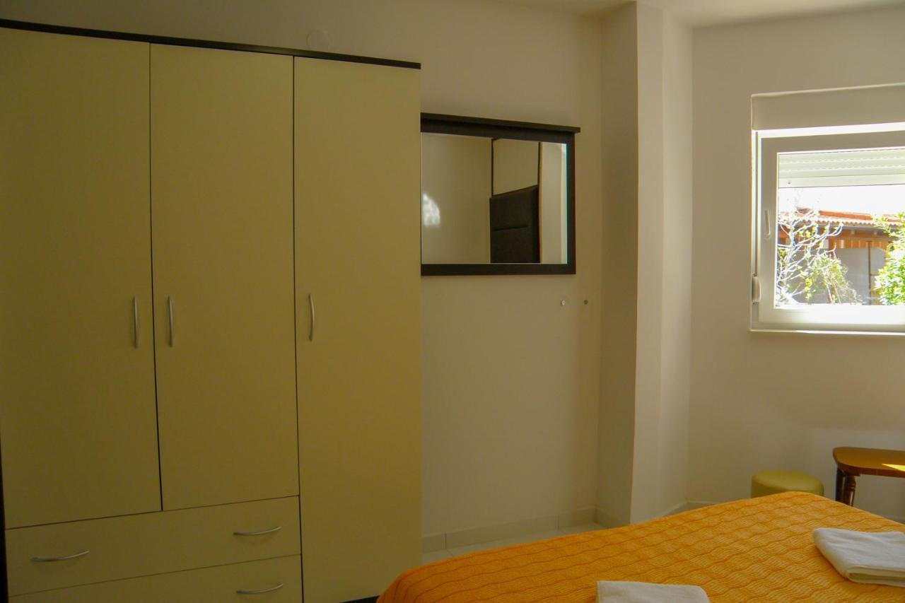 Lada apartmani Novalja Bagian luar foto